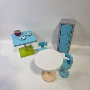 KidKraft wooden kitchen dollhouse furniture set